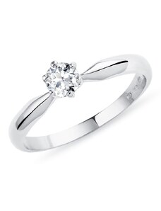 Verlobungsring aus Weißgold mit Diamant im Brillantschliff KLENOTA K0191242