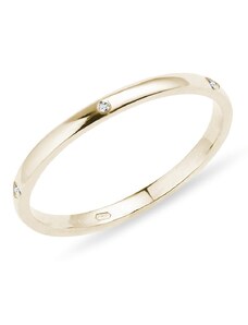 Ring aus Gelbgold, verziert mit fünf Diamanten KLENOTA X0897153L15