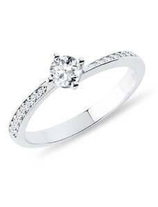 Luxuriöser Verlobungsring mit Diamant aus 14kt Weißgold KLENOTA K0755012