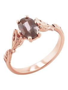 Eppi Goldener Ring mit einem Salt and Pepper Diamanten und von Hand gravierten Blättern Dakota