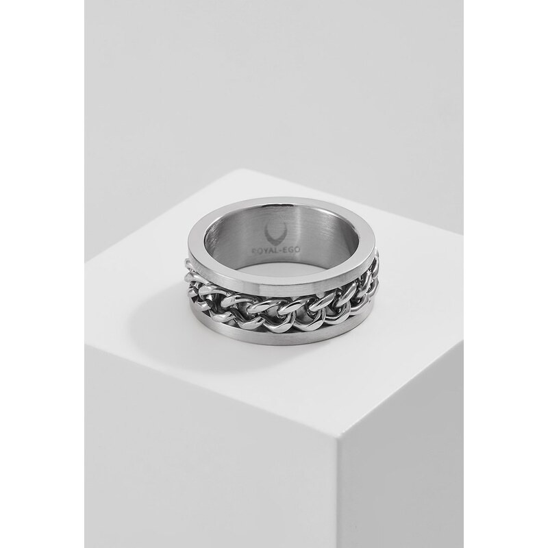 Royal Ego Ring silvercoloured