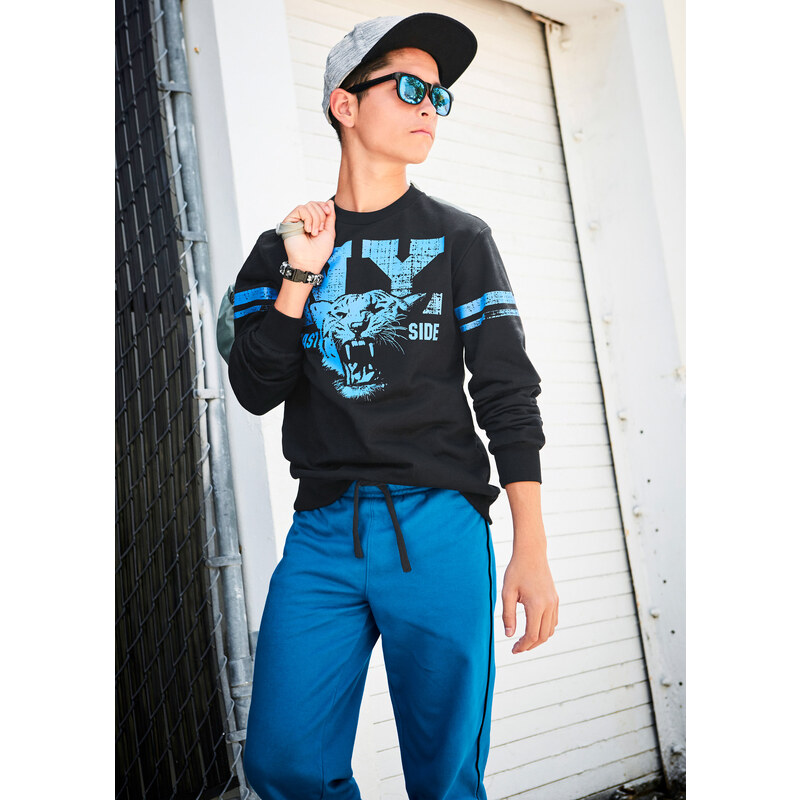 bpc bonprix collection Sweatshirt mit College Druck langarm in schwarz für Jungen von bonprix