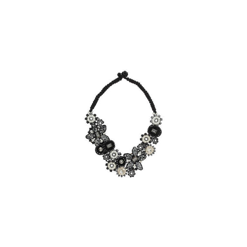 Topshop Premium Blumencollier mit schwarzen Perlen