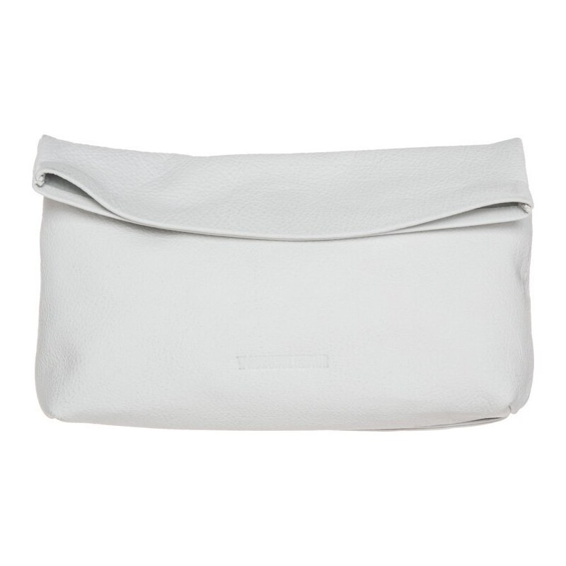 V Ave Shoe Repair ENTWINE Clutch white