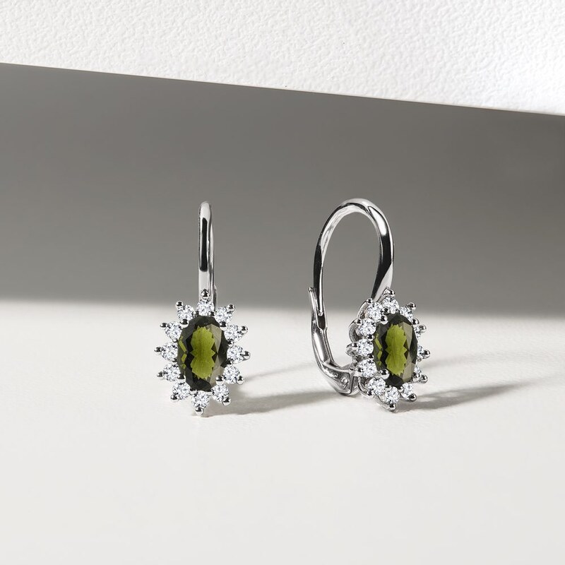 Ohrringe mit Diamant und Moldaviten in Weißgold KLENOTA K0206172