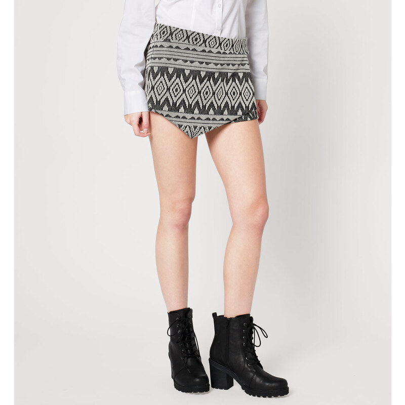 C&A Damen Shorts mit Muster in Weiss / Schwarz - Größe: L