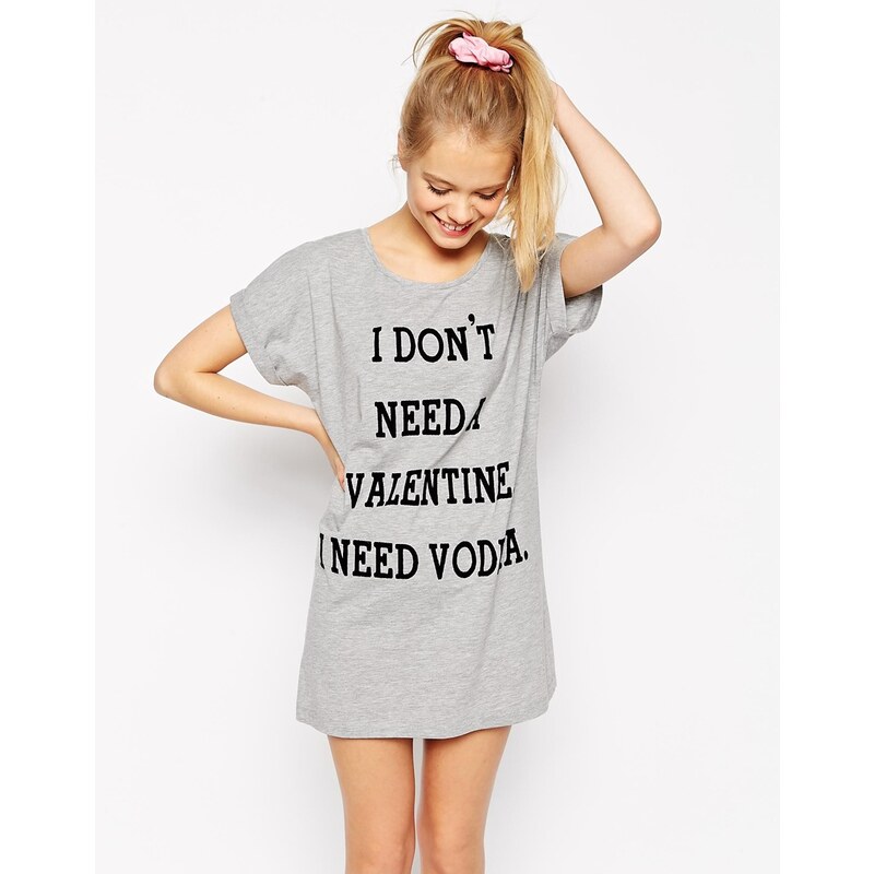 ASOS - „I Don't Need a Valentine" Oversize-T-Shirt zum Schlafen - Grau