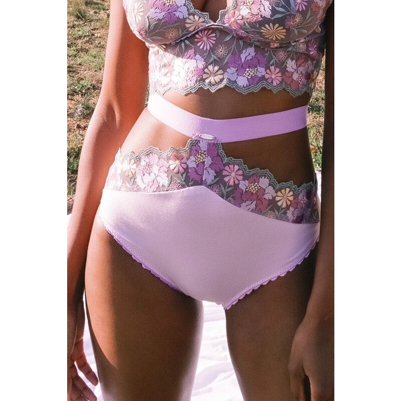 Nette Rose Oakley - High Waist Panty With Cut Out