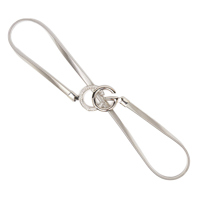 marka niezdefiniowana Silberner elastischer Damengürtel mit einem Clip mit Buchstaben - Accessoires - silber