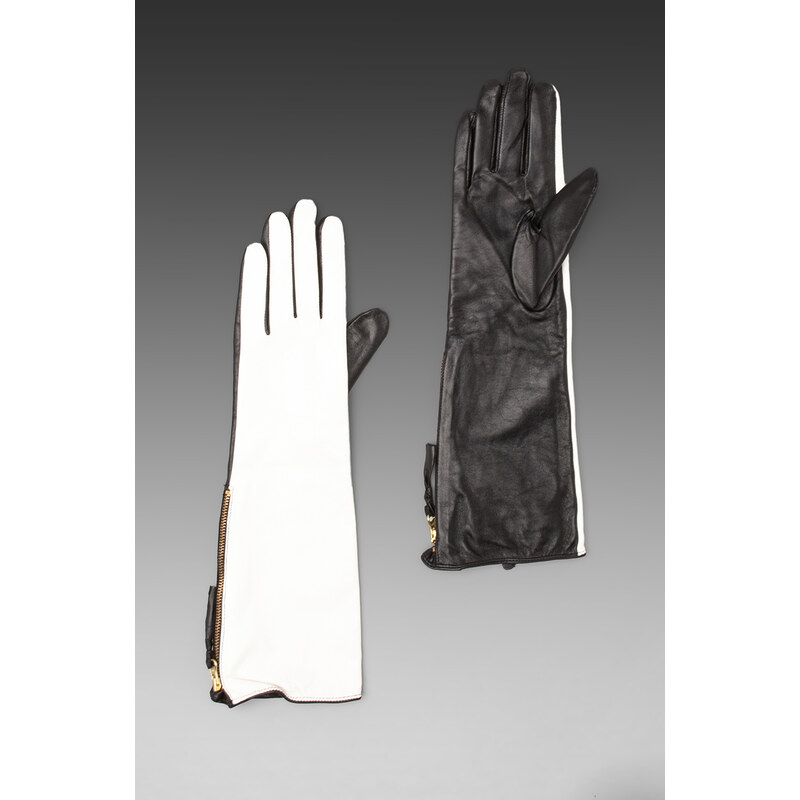 By Malene Birger Free Hands Quanna Gloves in Black & White