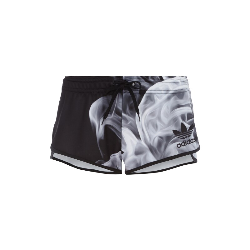 adidas Originals Shorts mit Smoke-Motiv