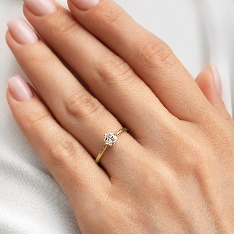 Ring mit 0,5 ct Diamant aus Gelbgold KLENOTA K0729013