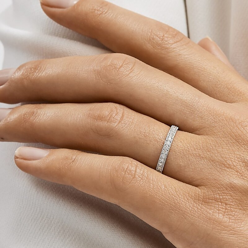 Eleganter Ring aus 14kt Weißgold KLENOTA K0759012