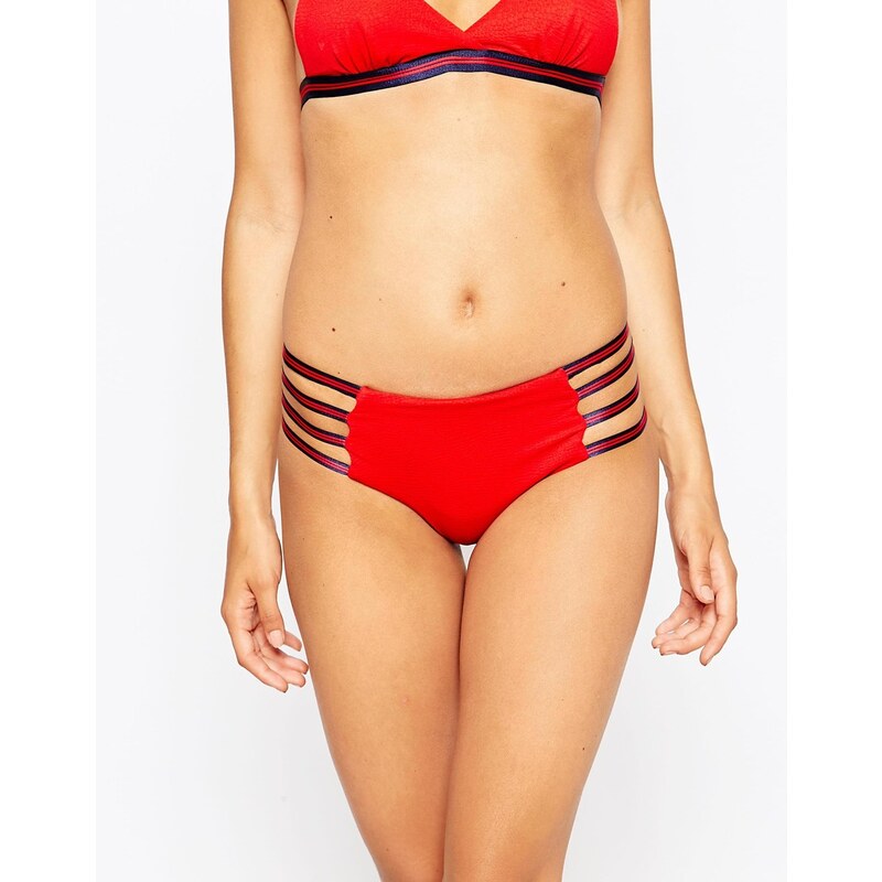 Blue Life - American Woman - Bikinihose mit Riemendesign - Rot
