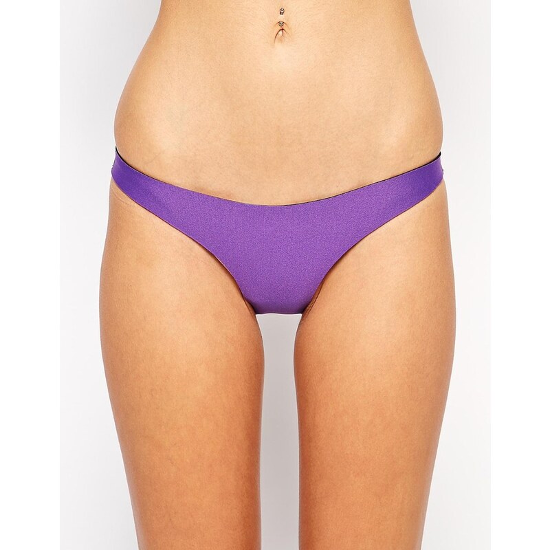N.L.P - Klassischer Bikini-Hüftslip mit verziertem Saum - Violett
