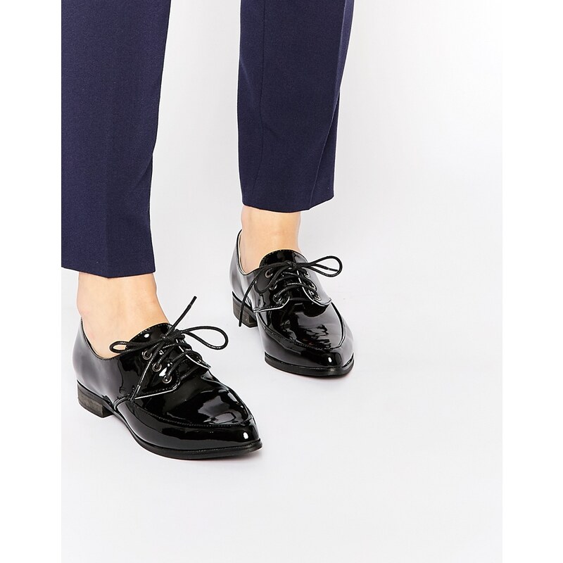 Daisy Street - Schwarze, geschnürte, flache Schuhe in schmaler Passform - Schwarz
