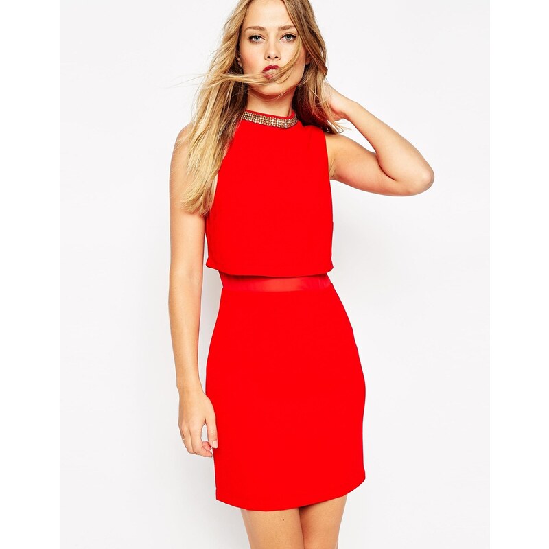 ASOS - Verziertes Kleid mit stehendem Kragen - Rot 32,99 €