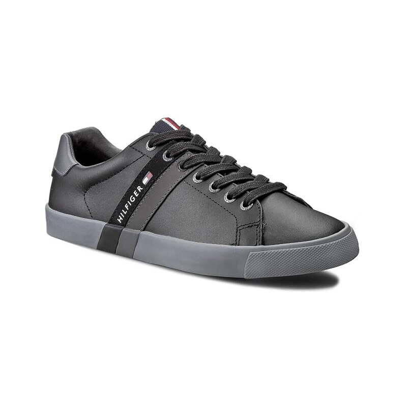 Sneakers TOMMY HILFIGER - Volley 5A FM56820557 Black 990