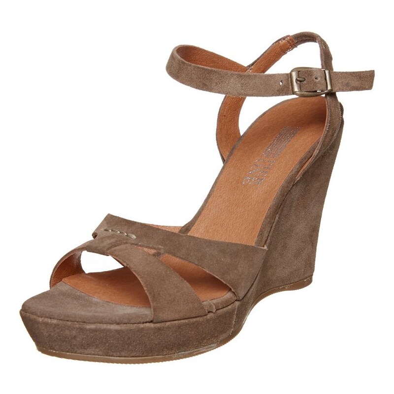 Pier One Plateausandalette brown