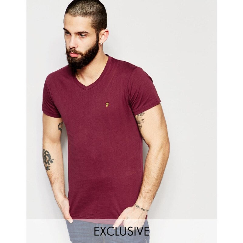 Farah - Exklusives T-Shirt mit V-Ausschnitt und Logo in schmaler Passform - Rot