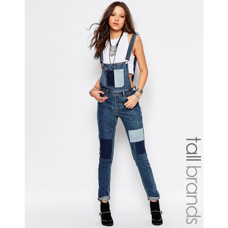 Glamorous Tall - Jeans-Latzhose mit Flicken - Blau