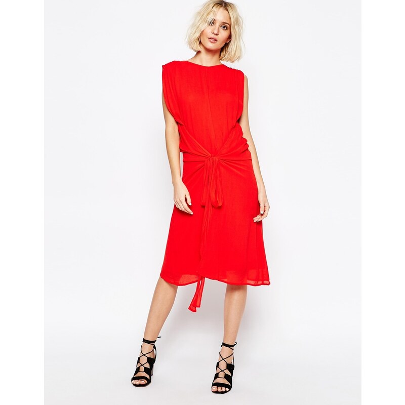 Paisie - Mehrlagiges Kleid mit Bindegürtel - Rot