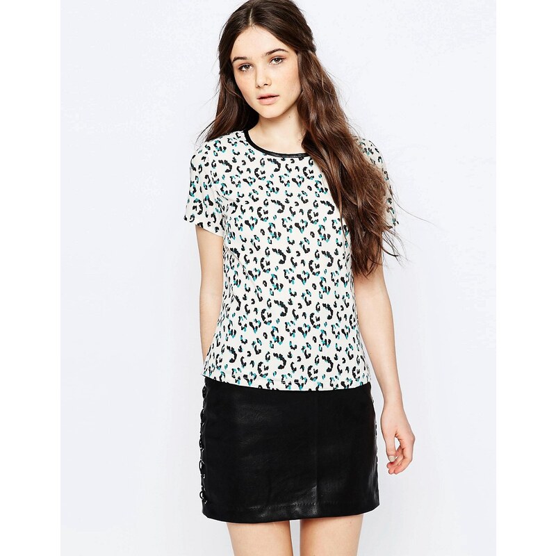 Sugarhill Boutique - Evie - T-Shirt mit Leopardenflecken - Cremeweiß