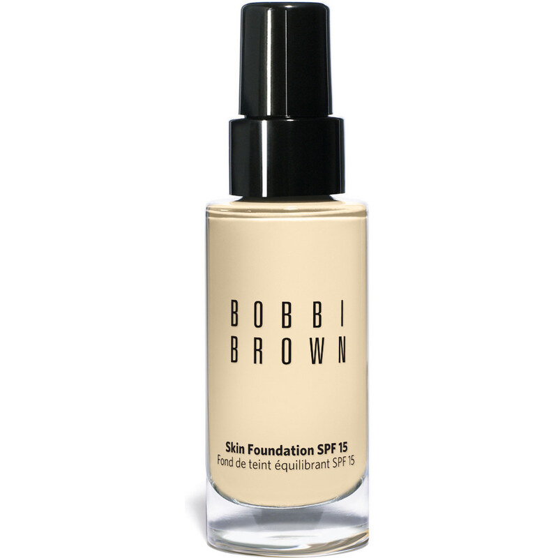 Bobbi Brown Nr. 2.5 - Warm Sand Skin Foundation SPF 15 30 ml