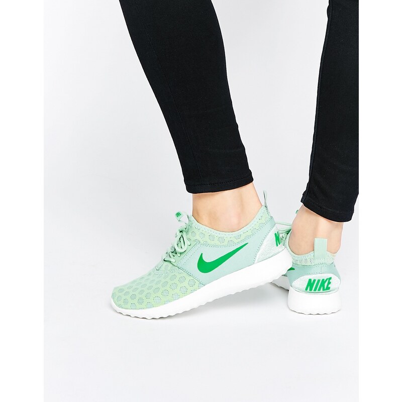 Nike - Juvenate - Sneakers in Emaillegrün - Grün