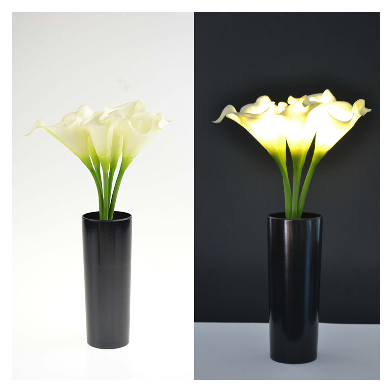 Lunio Living LED-Blumenstrauß mit schwarzer Vase Calla - Weiß