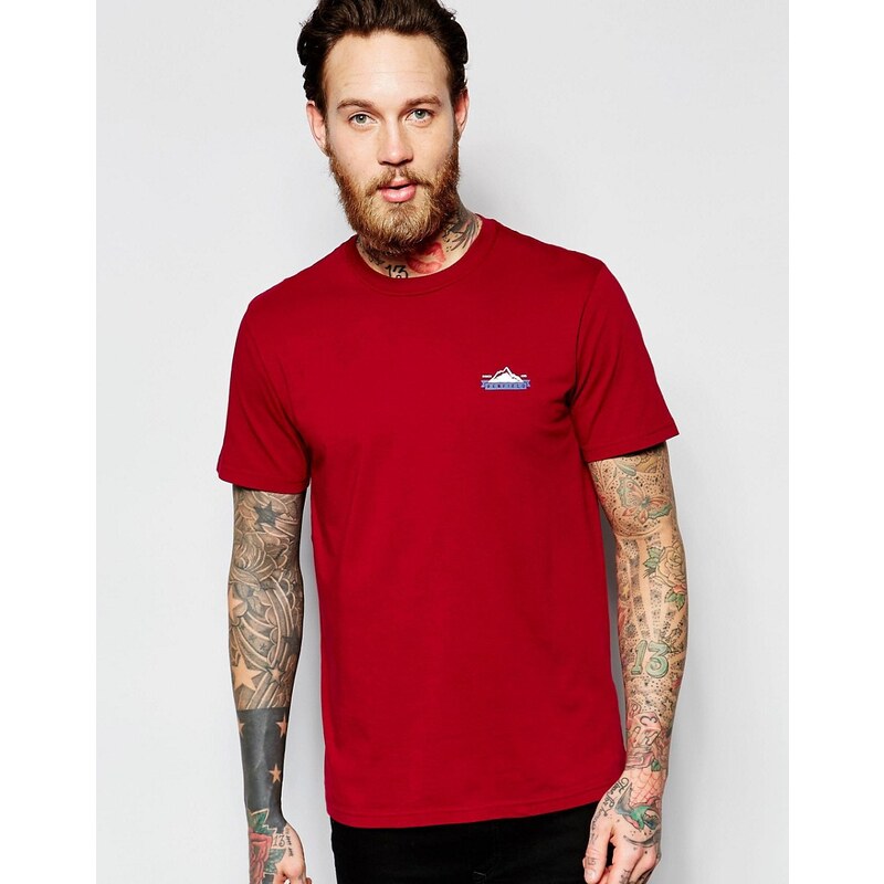 Penfield - Exklusives, burgunderrotes T-Shirt mit Mountain-Logo - Rot