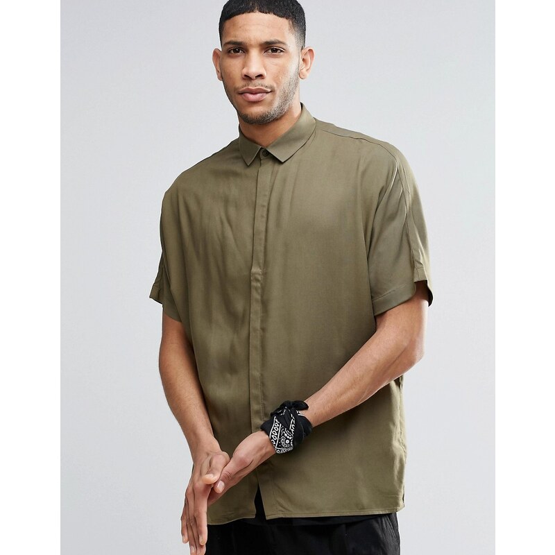 ASOS - Oversize-Hemd in Khaki mit Fledermaus-Ärmeln - Grün