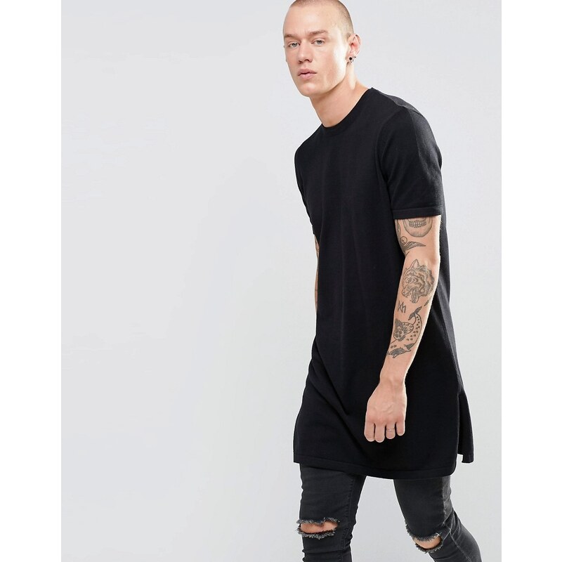 ASOS - Strick-T-Shirt mit extrem langem Schnitt und Seitenschlitzen - Schwarz