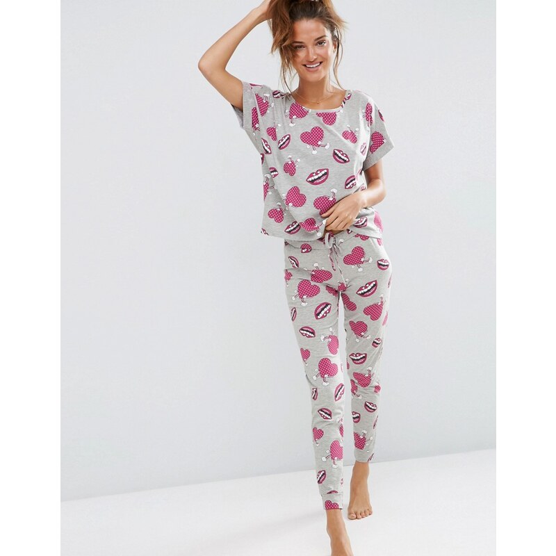 ASOS - Pyjama-Set mit Herz-T-Shirt & Leggings - Mehrfarbig