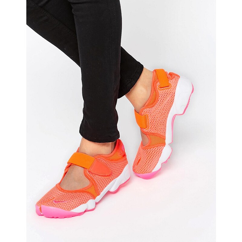 Nike - Rift - Atmungsaktive Sneaker mit Riemen, karminrot - Orange
