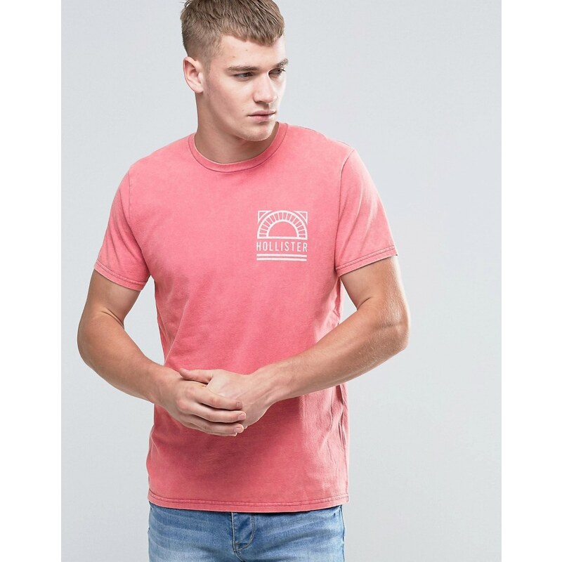 Hollister - T-Shirt mit Hollister-Print in regulärer Passform, rot - Rot