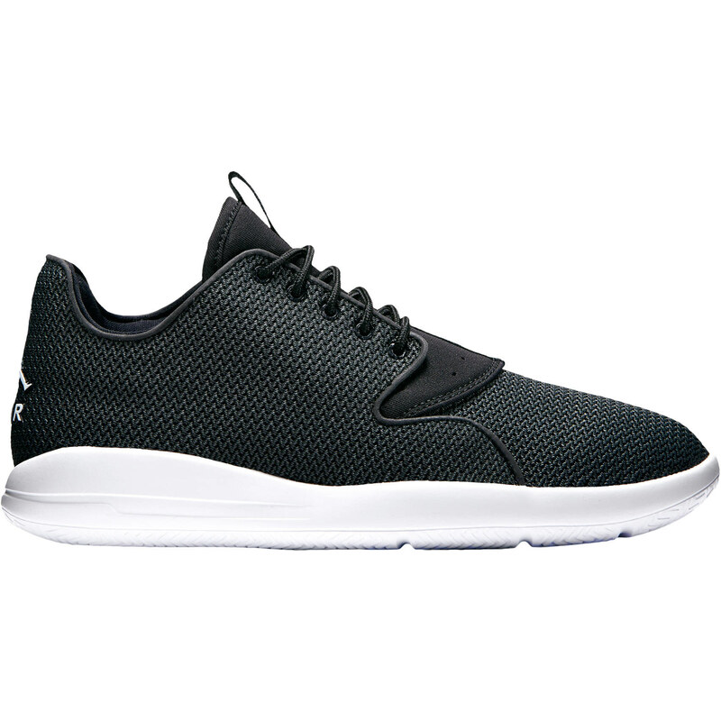 Nike Air Jordan: Herren Basketballschuhe Jordan Eclipse, schwarz, verfügbar in Größe 43EU
