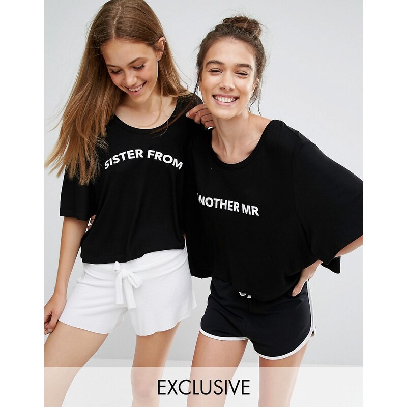 Chelsea Peers - Sister From Another Mister - Schlaf-T-Shirts im 2er-Set - Schwarz