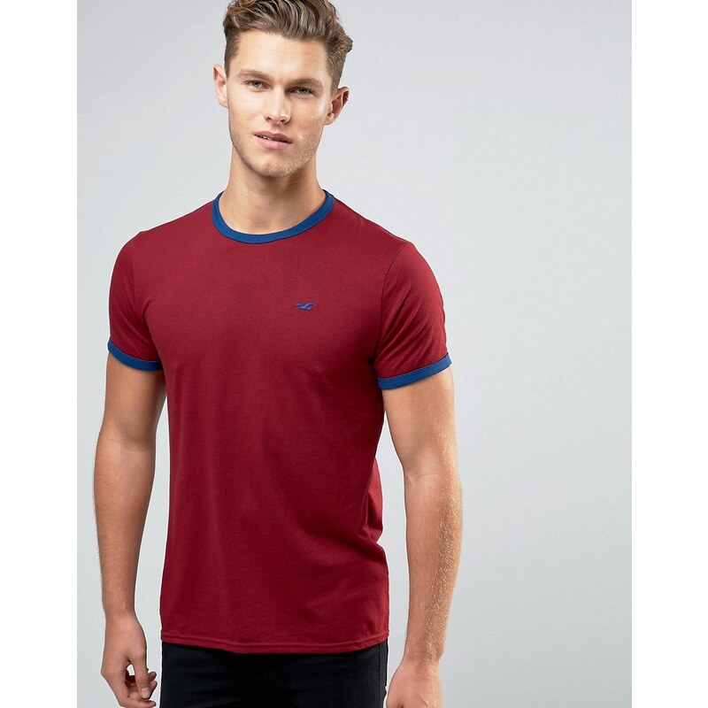 Hollister - Schmal geschnittenes Ringer-T-Shirt - Rot