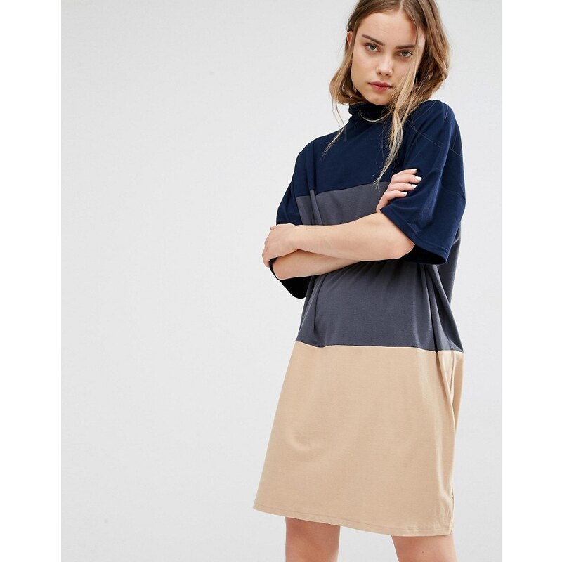 Paisie - Jerseykleid mit Rollkragenpullover und drei breiten Streifen - Mehrfarbig