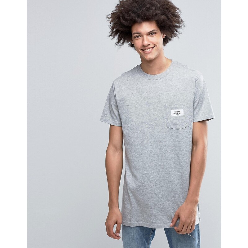 Cheap Monday - Dragged - Langes, graues T-Shirt mit Logo und Taschen - Grau