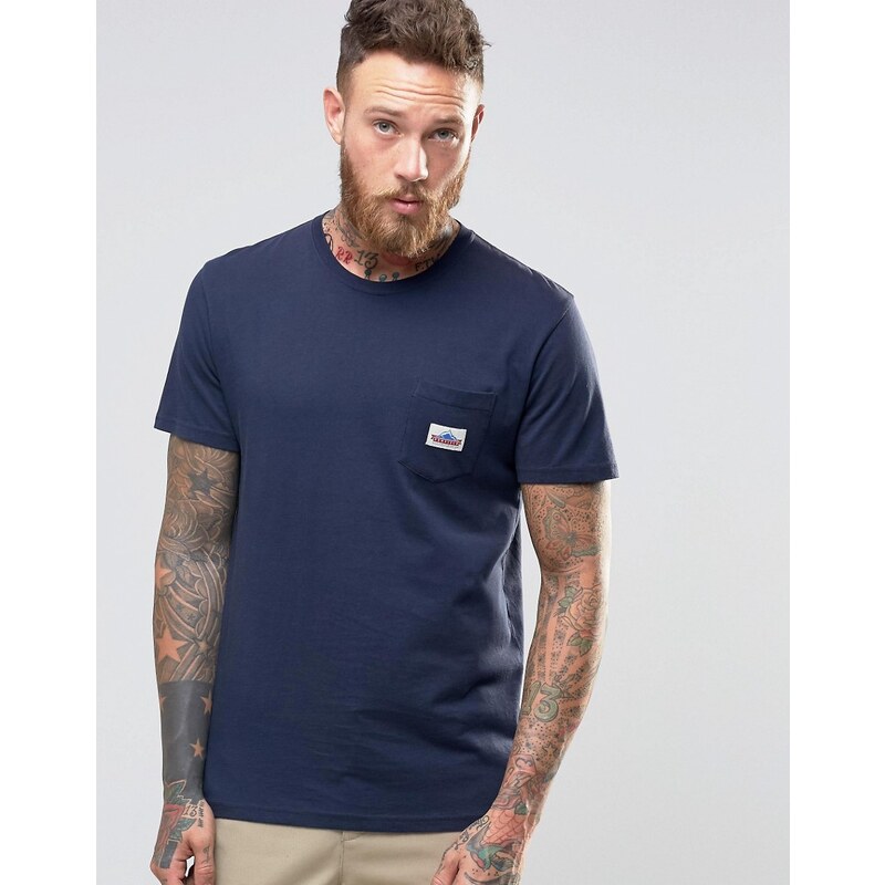 Penfield - T-Shirt mit Logo und Tasche - Marineblau