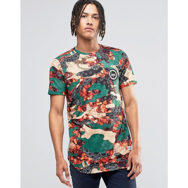 Hype - T-Shirt in Bandana-Camouflage mit Gipfel-Logo - Mehrfarbig