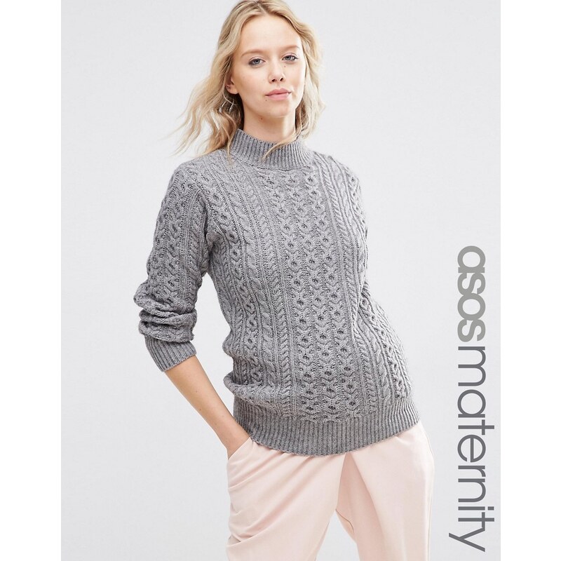 ASOS Maternity - Pullover mit hohem Ausschnitt und Zopfmuster - Grau
