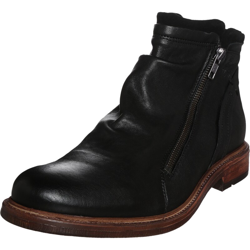 NOBRAND Ankle Boots Spoiler