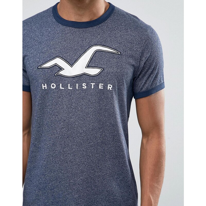 Hollister - Schmal geschnittenes, marineblaues T-Shirt mit Logo - Marineblau