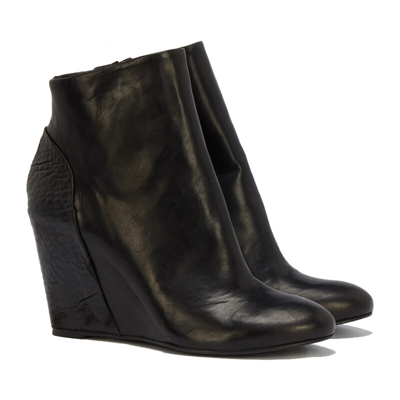 The Last Conspiracy MANON Ankle Boots in Schwarz