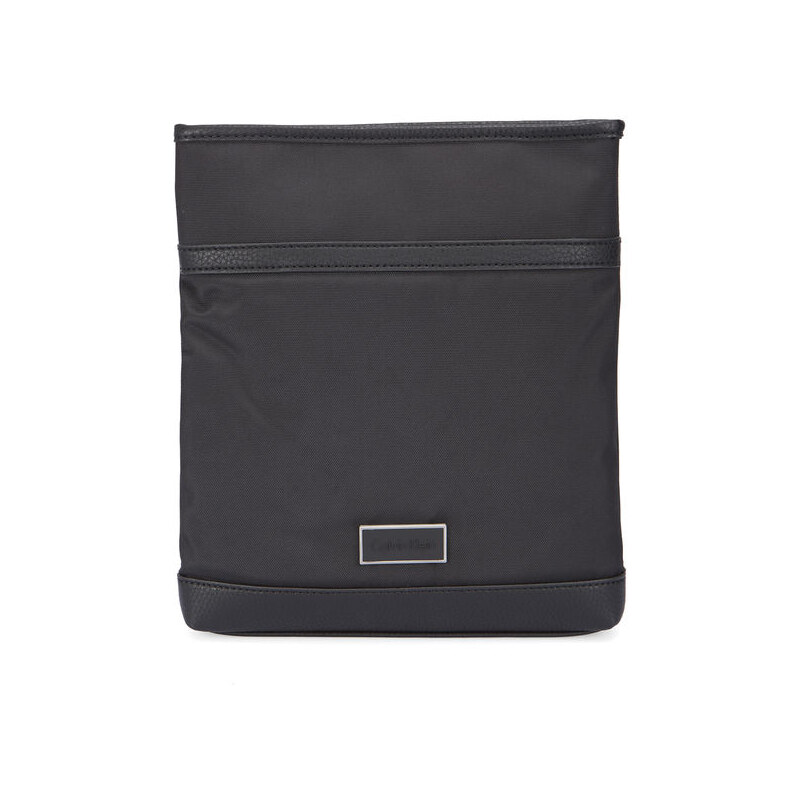 Calvin Klein Schwarze kleine Tasche Flat aus Nylon