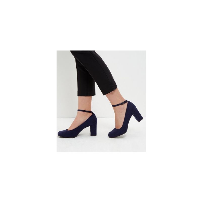 New Look Komfortable Schuhe in Marineblau mit Blockabsatz, Knöchelriemen und weiter Passform