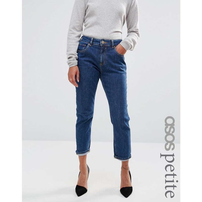 ASOS PETITE - FARLEIGH - Schmale Mom-Jeans mit hoher Taille in blauer Courtney Flat-Waschung - Blau